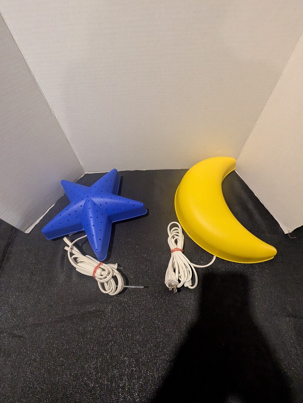 IKEA Smila Mane Crescent Yellow Moon & Smila Mini Stjarna Blue Star Wall Light